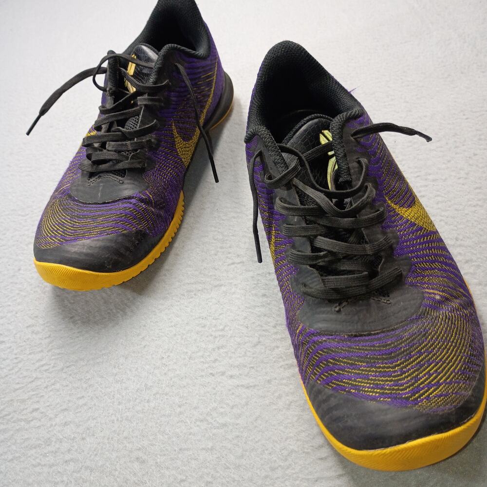 Nike Kobe Mentality 2 Purple Gold Shoes Mens Size 10 Lakers 818952-501
